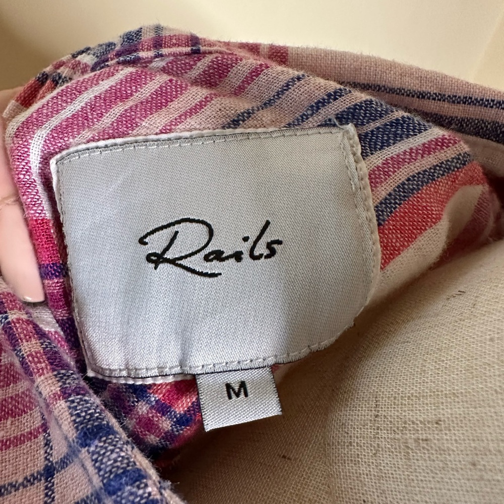 Rails “Charli” plaid linen rayon blouse in fuschia & white peach Size Medium - Picture 2 of 9